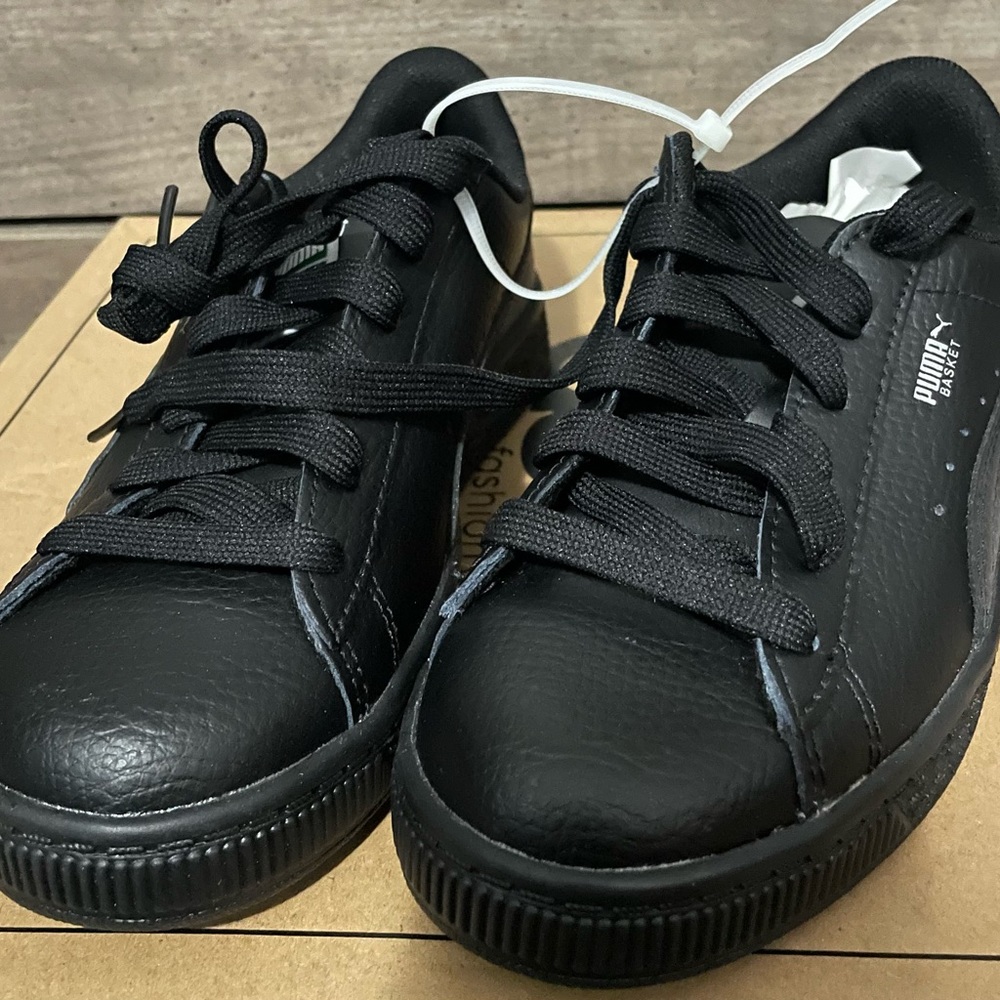 Boys Puma Sneakers